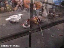 hon011.gif